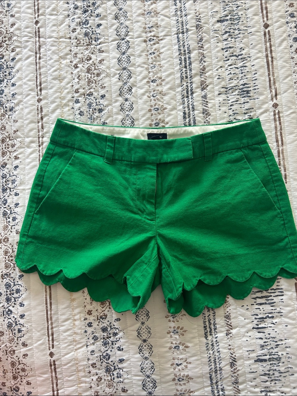 J crew Green Scallop Hem Women’s Shorts